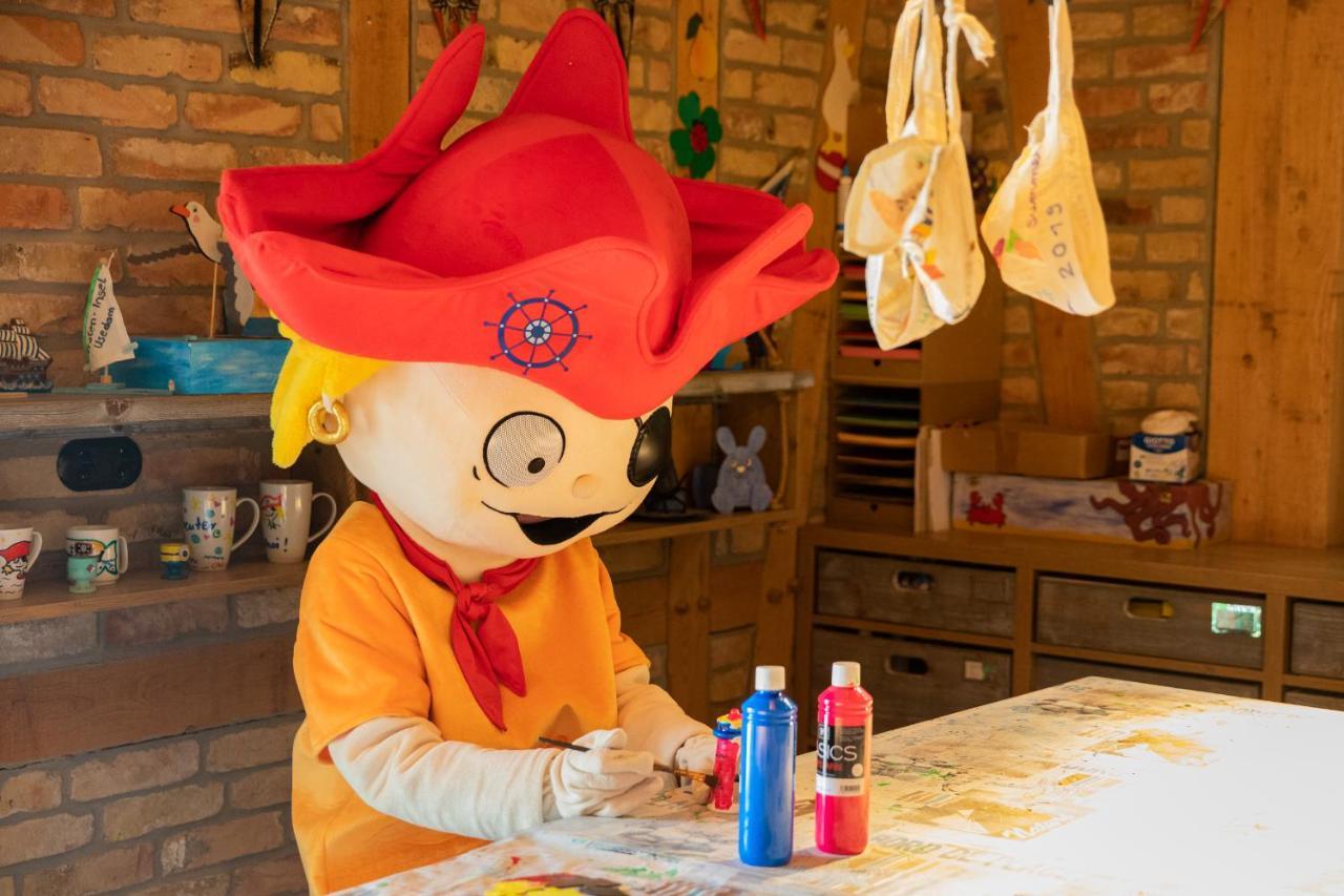 Familien Wellness Hotel Seeklause Mit Grossem Abenteuerspielplatz "Piraten-Insel-Usedom" Kinder Immer All-Inklusive & Getraenke Ganztags Inklusive Trassenheide Luaran gambar