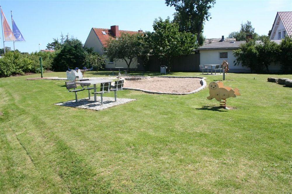 Familien Wellness Hotel Seeklause Mit Grossem Abenteuerspielplatz "Piraten-Insel-Usedom" Kinder Immer All-Inklusive & Getraenke Ganztags Inklusive Trassenheide Luaran gambar