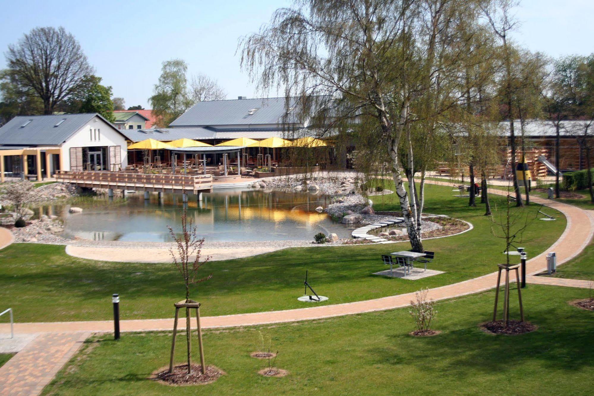 Familien Wellness Hotel Seeklause Mit Grossem Abenteuerspielplatz "Piraten-Insel-Usedom" Kinder Immer All-Inklusive & Getraenke Ganztags Inklusive Trassenheide Luaran gambar