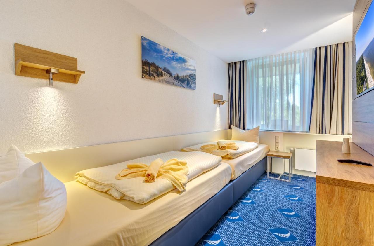 Familien Wellness Hotel Seeklause Mit Grossem Abenteuerspielplatz "Piraten-Insel-Usedom" Kinder Immer All-Inklusive & Getraenke Ganztags Inklusive Trassenheide Luaran gambar