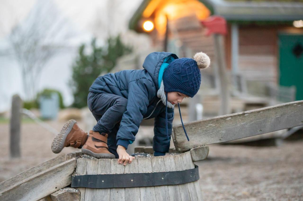 Familien Wellness Hotel Seeklause Mit Grossem Abenteuerspielplatz "Piraten-Insel-Usedom" Kinder Immer All-Inklusive & Getraenke Ganztags Inklusive Trassenheide Luaran gambar